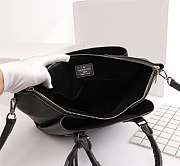 Louis Vuitton Mahina zipper Tote handbag Black - 6
