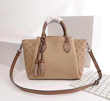 Louis Vuitton Mahina zipper Tote handbag