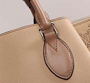 Louis Vuitton Mahina zipper Tote handbag - 4