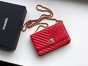 Chanel Lamb skin V-type chain Bag Red - 4