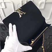 Louis Vuitton Chain bag GM M51631  - 4
