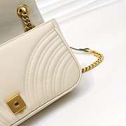 Gucci Marmont small matelassé shoulder bag 26cm White 443497  - 4