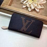 Louis Vuitton Zlppy Wallet - 1