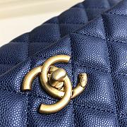 Chanel Coco Handle Gold Caviar Blue 28 cm - 2