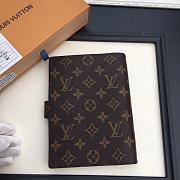 Louis Vuitton Medium Ring Agenda - 3