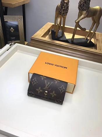 Louis Vuitton Monogram Canvas 6 Key Holder