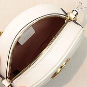 Gucci GG Marmont mini round shoulder bag White 550154 - 2