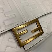 Fendi Medium Baguette White 26cm - 5