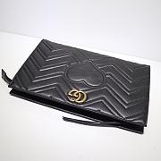 Gucci Women GG Marmont matelassé clutch Black 448450 - 3