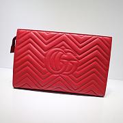 Gucci Women GG Marmont matelassé clutch Red 448450 - 5