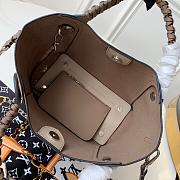 Louis Vuitton Hina PM Mahina Leather handbag M53938 - 5