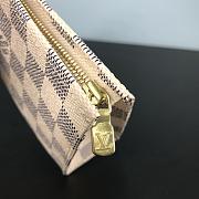 LV TOILETRY POUCH 15CM - 3