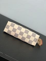 LV TOILETRY POUCH 15CM - 2