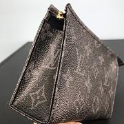 LV TOILETRY POUCH M47546 - 3