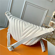 Louis Vuitton Bumbag Bag White - 6