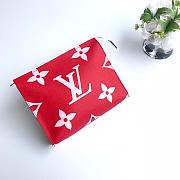 LV TOILET POUCH XL - 1