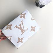 LV TOILET POUCH XL 26cm - 4