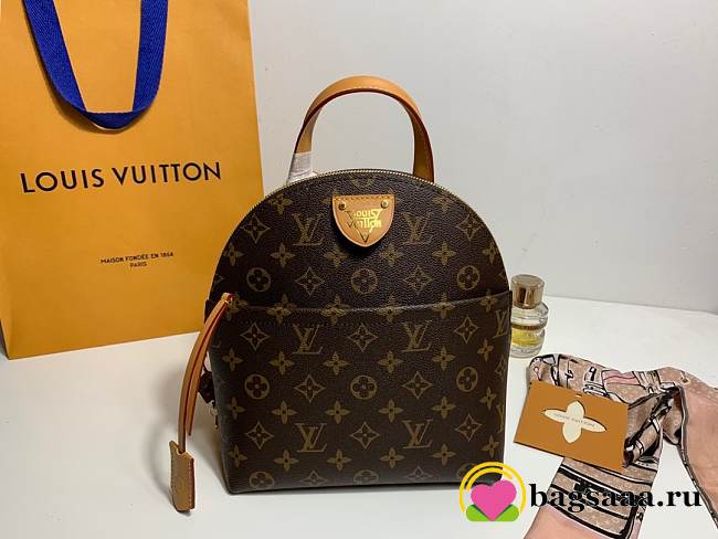 LV 2020 early Spring New style backpack - 1