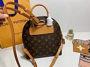 LV 2020 early Spring New style backpack - 6