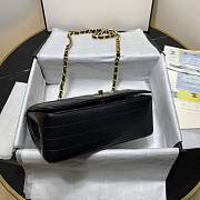 Chanel 2019 New Lambskin mini bag Black - 3