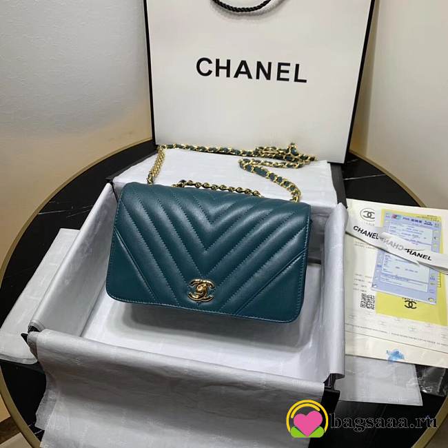 Chanel 2019 New Lambskin mini bag Blue - 1