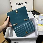 Chanel 2019 New Lambskin mini bag Blue - 4