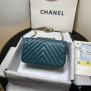 Chanel 2019 New Lambskin mini bag Blue - 5