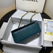 Chanel 2019 New Lambskin mini bag Blue - 3
