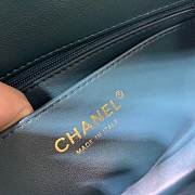 Chanel 2019 New Lambskin mini bag Blue - 2