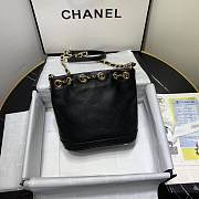 Chanel new bucket chain bag 16cm Black - 4