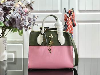 City Steamer Mini handbag M53804 02