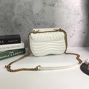 LV New Wave Calfskin Medium handbag white - 2