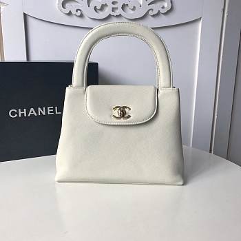 Chanel Calfskin vintage tote bag White