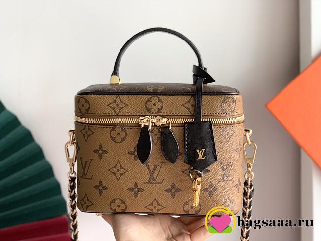 Louis Vuitton Cosmetic bag - 1