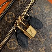 Louis Vuitton Monogram Cosmetic Vanity bag - 6
