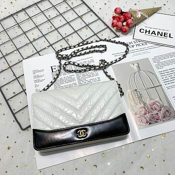 Chanel Chevron Crinkled Calfskin Gabrielle Woc chain bag