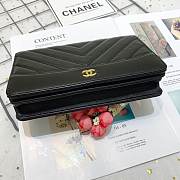 Chanel Chevron Crinkled Calfskin Gabrielle Woc chain bag black - 2