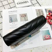 Chanel Chevron Crinkled Calfskin Gabrielle Woc chain bag black - 3