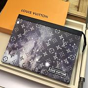 LV Pouch  VOYAGE MM M44448 - 1