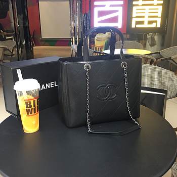 Chanel Tote bag 32cm