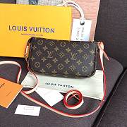 LV POCHETTE ACCESSOIRES MONOGRAM - 4