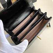 Chanel flap bag 19cm black - 3