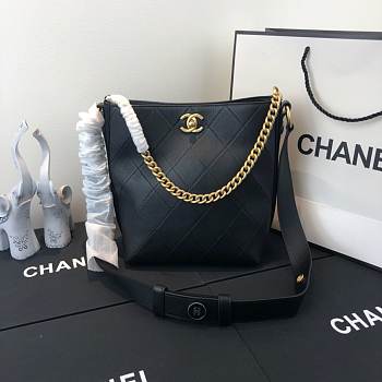 Chanel Hobo Handbag A57573 Black 20cm