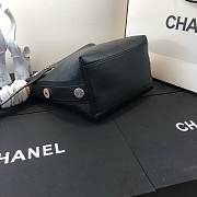 Chanel Hobo Handbag A57573 Black 20cm - 6