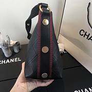 Chanel Hobo Handbag A57573 20cm - 5