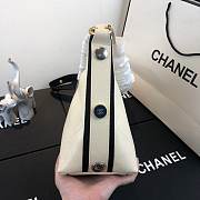 Chanel Hobo Handbag A57573 white 20cm - 6