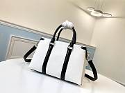 Louis Vuitton Twist Tote M55613 White - 3