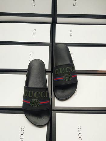 Gucci Slides 017