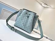 Louis Vuitton Muria Mahina Handbags M55801 blue - 4
