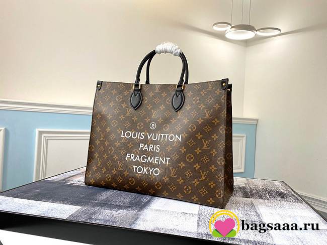 Louis Vuitton Onthego GM Monogram Handbags - 1